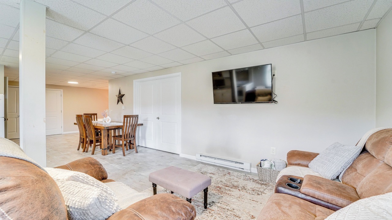 Photo of Livingroom in Spring Mills