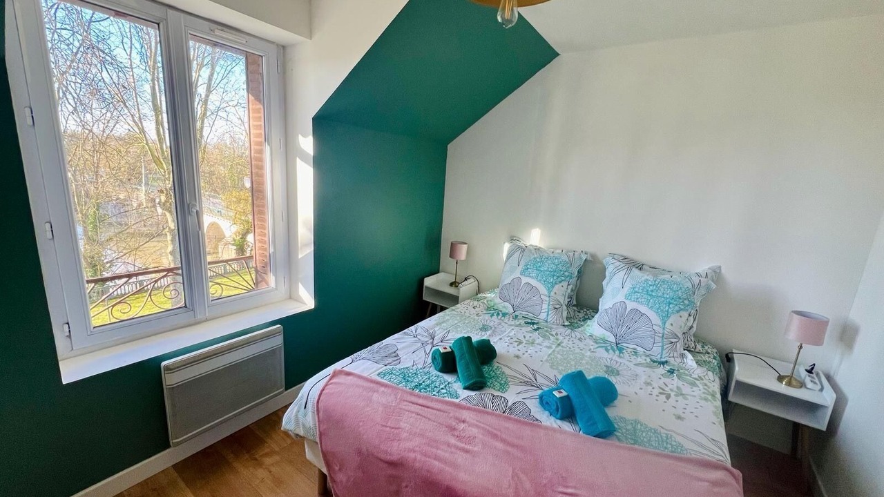 Photo of Bedroom in Nouan-sur-Loire