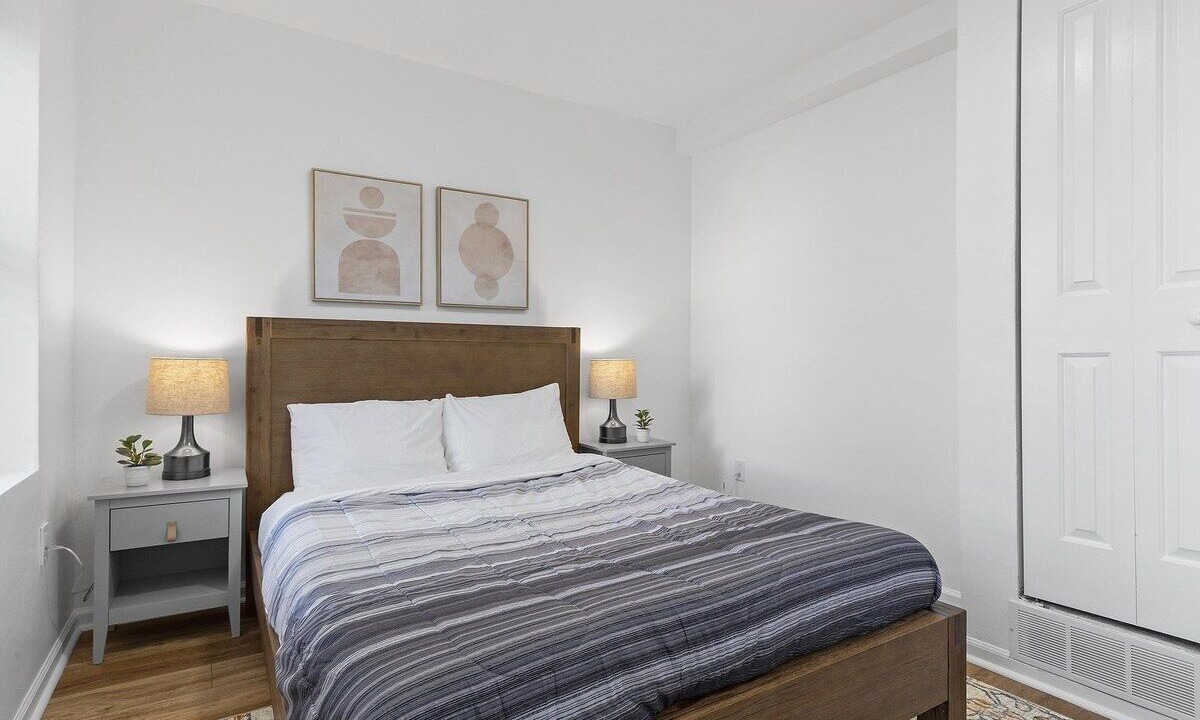Photo of Bedroom in Lawrenceville