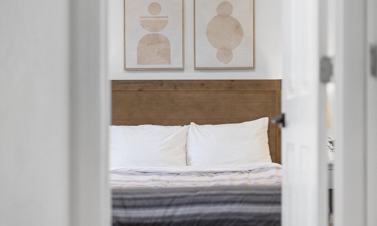 Photo of Bedroom in Lawrenceville