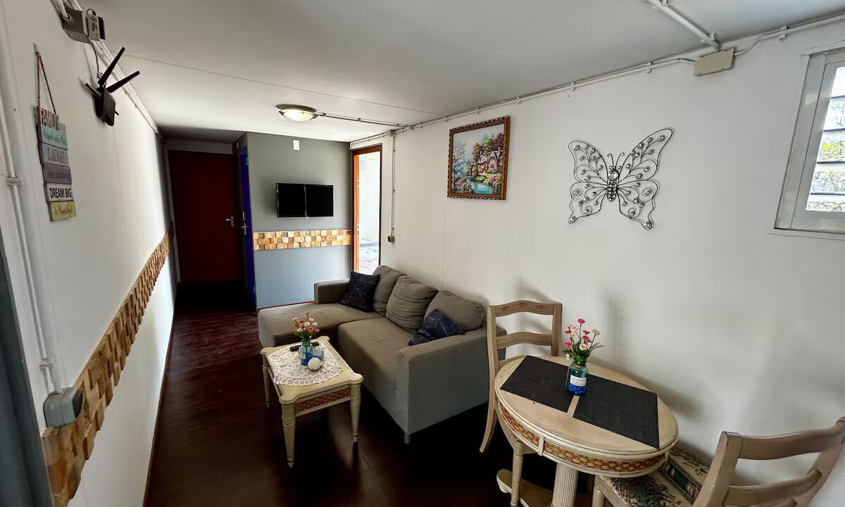 Photo of Livingroom in Mahuma