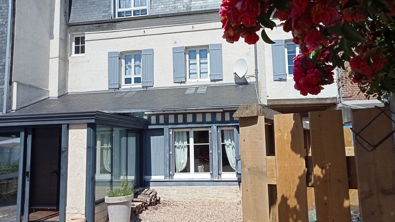 Photo of Outdoor in Pont-l'Eveque