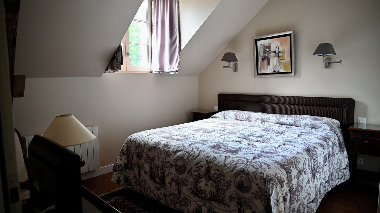 Photo of Bedroom in Dampierre-en-Burly