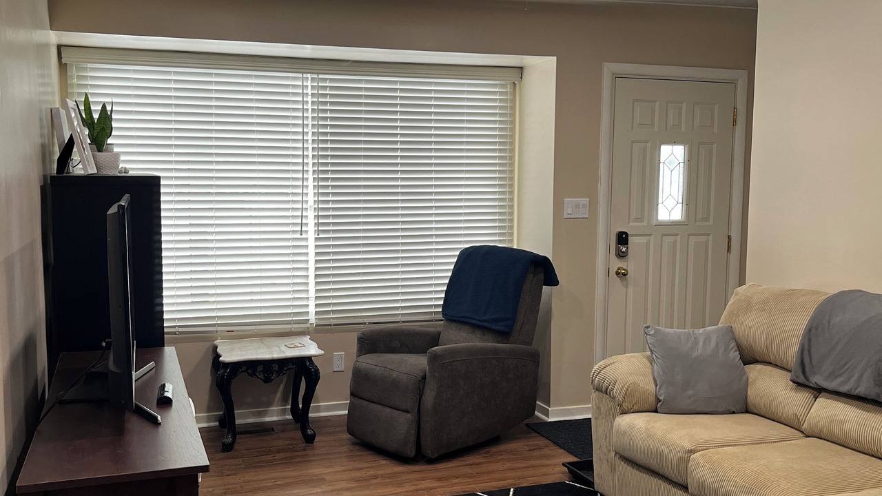 Photo of Livingroom in Hespeler
