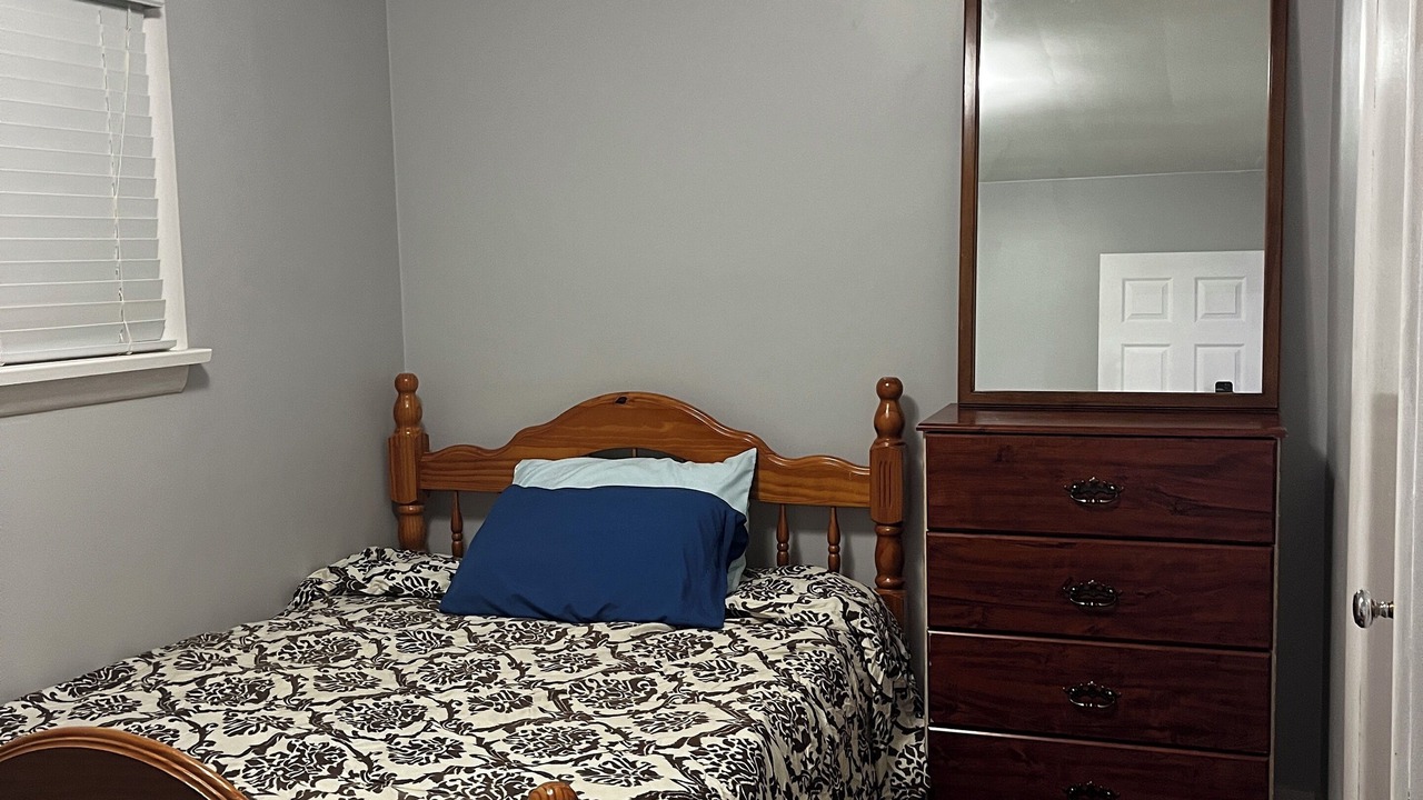 Photo of Bedroom in Hespeler