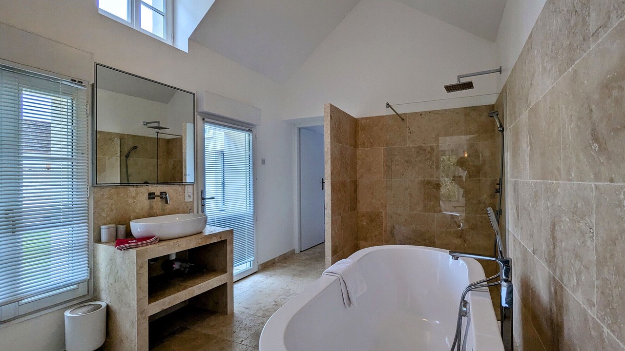 Photo of Bathroom in Selles-sur-Cher
