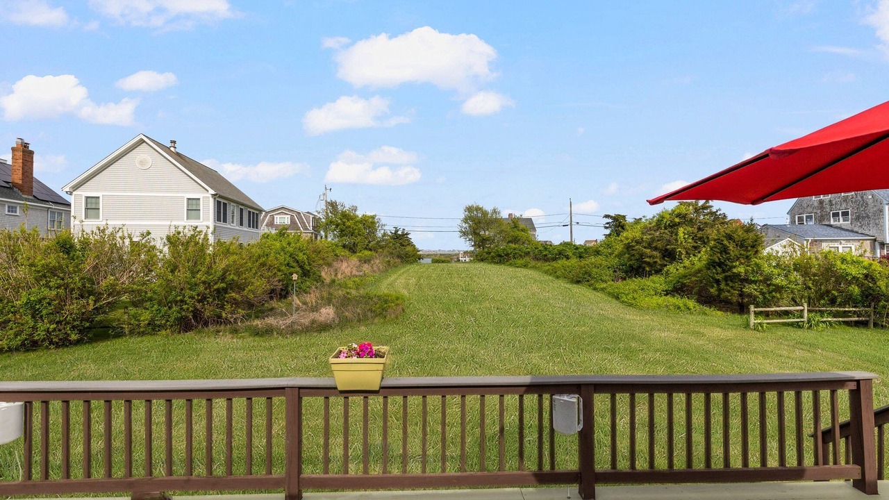 Photo of Others in Matunuck