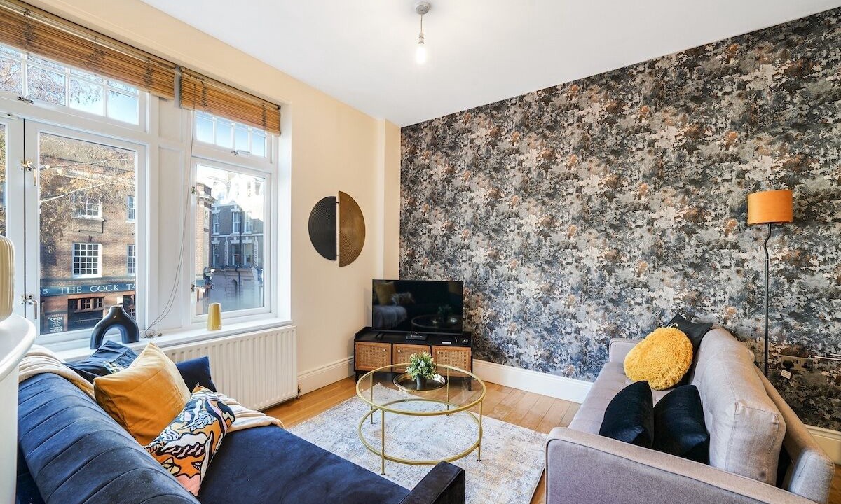 Photo of Livingroom in Homerton