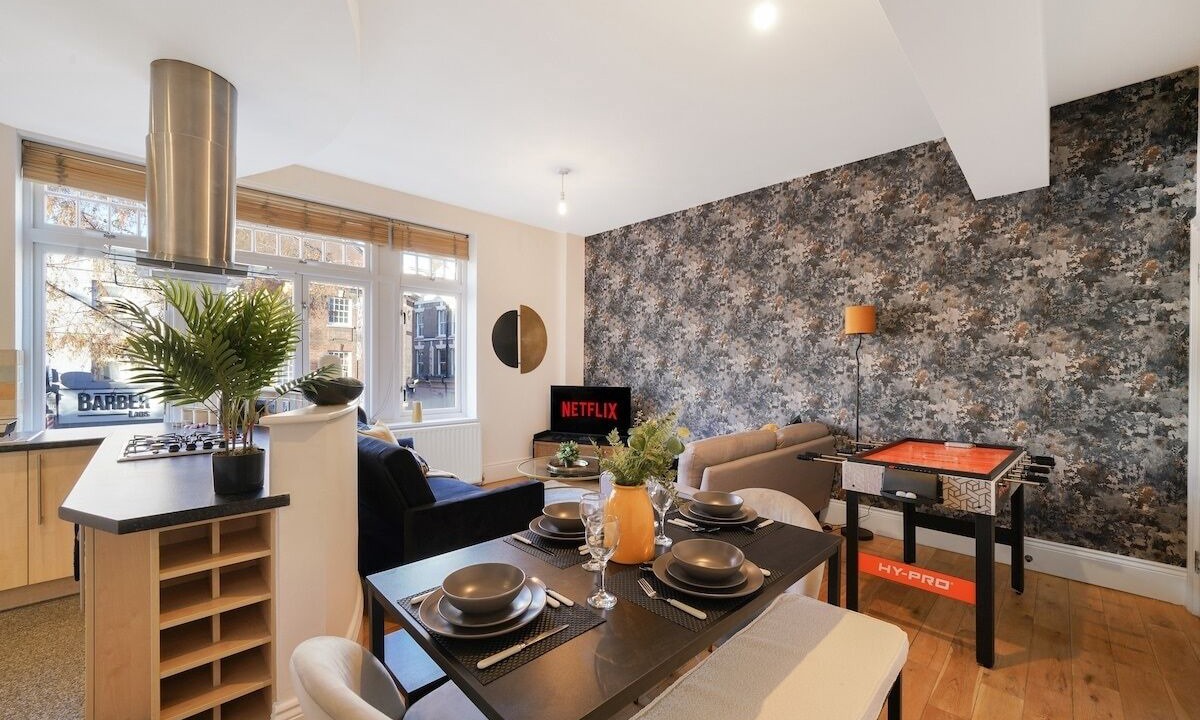 Photo of Bedroom in Homerton