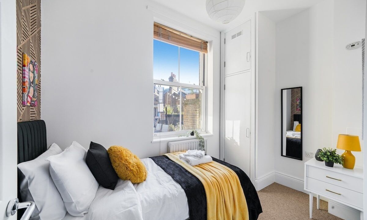 Photo of Bedroom in Homerton