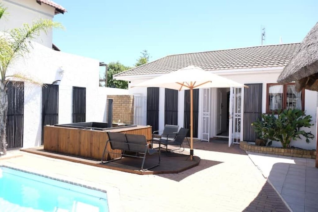Photo of Patio Balcony in Flamingo Vlei