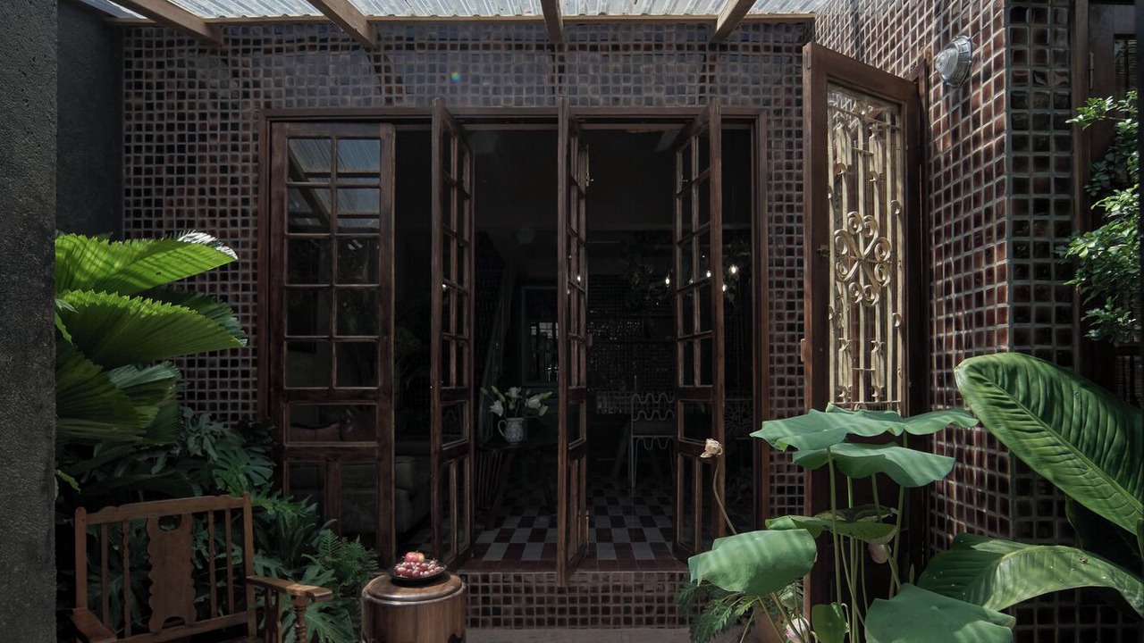 Photo of Others in Hue