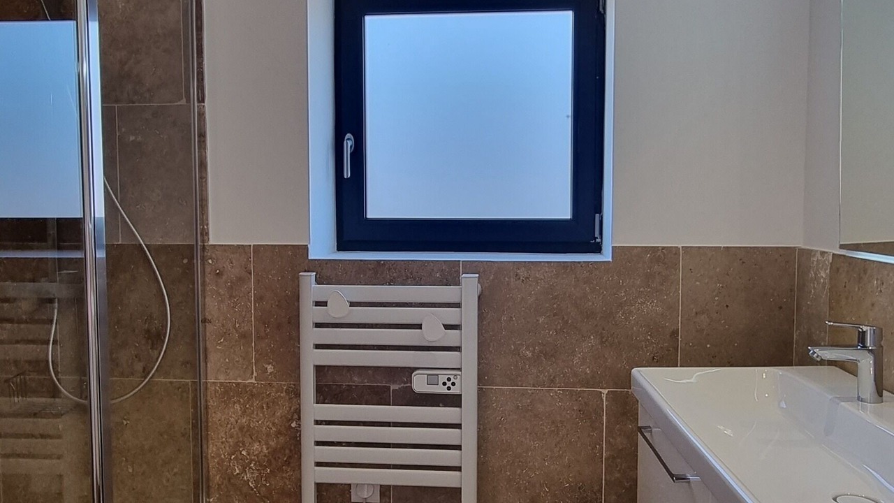 Photo of Bathroom in Marches