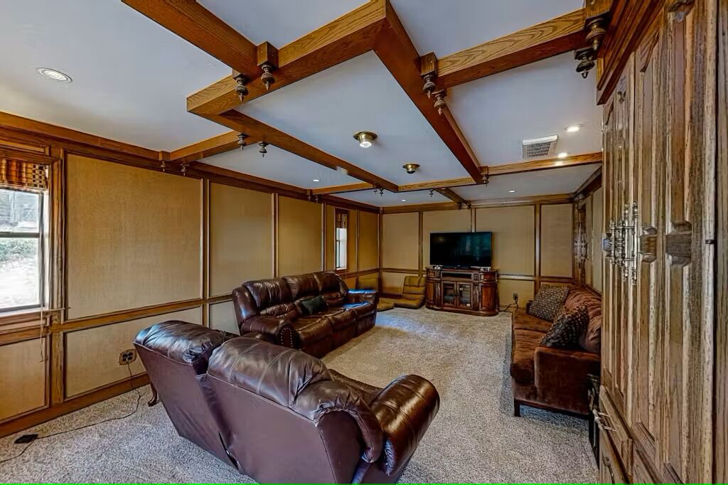 Photo of Bedroom in Tool