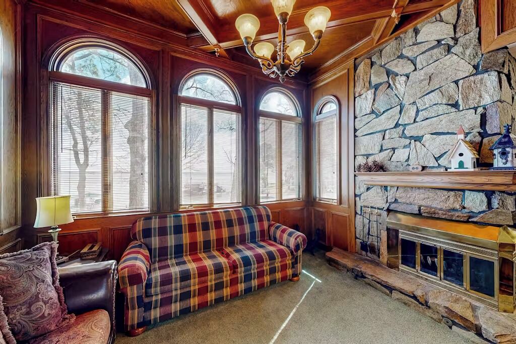Photo of Livingroom in Tool
