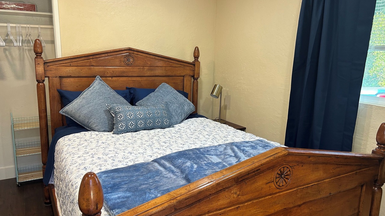 Photo of Bedroom in Prunedale