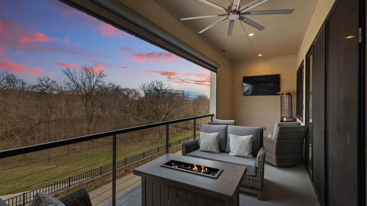 Photo of Outdoor in Flower Mound