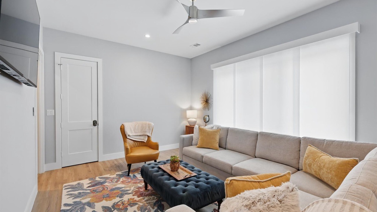 Photo of Livingroom in Flower Mound