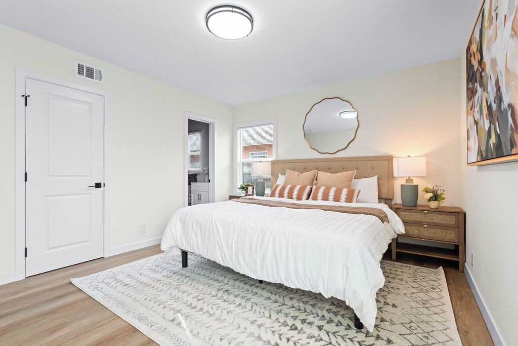 Photo of Bedroom in Hawthorne