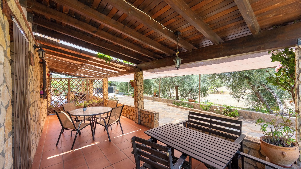 Photo of Outdoor in Finana