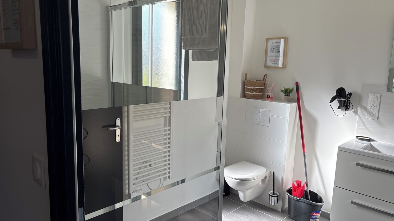 Photo of Bathroom in Gy-en-Sologne