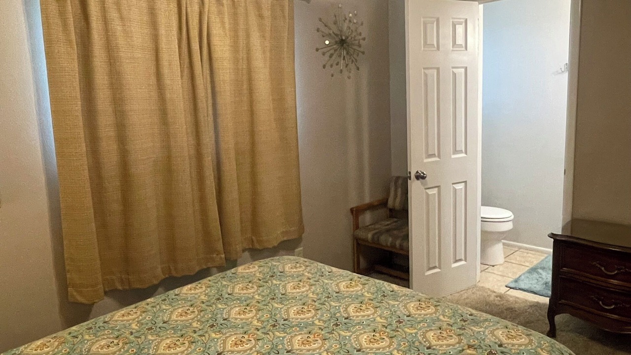 Photo of Bedroom in Moore