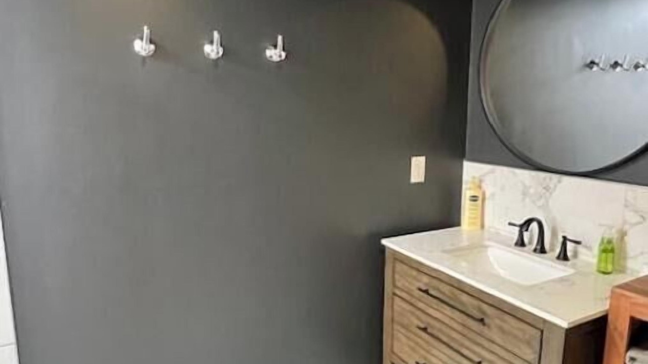 Photo of Bathroom in Piney Mountain