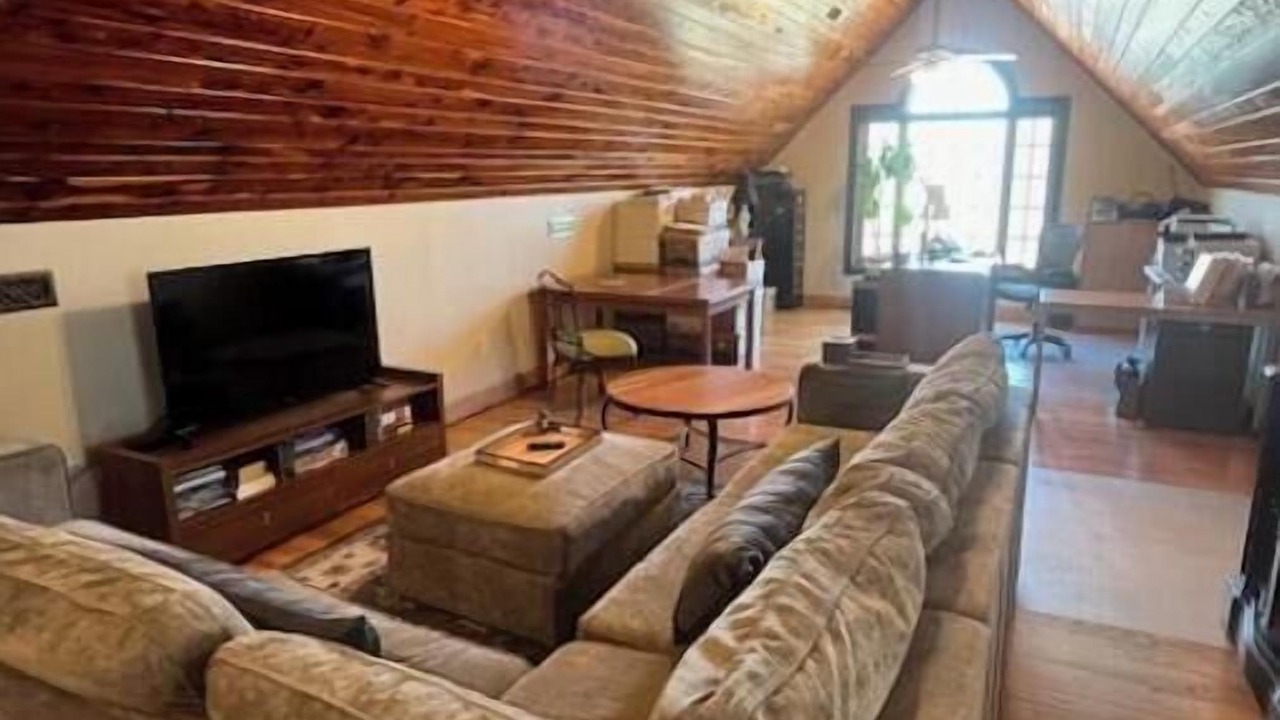 Photo of Livingroom in Piney Mountain