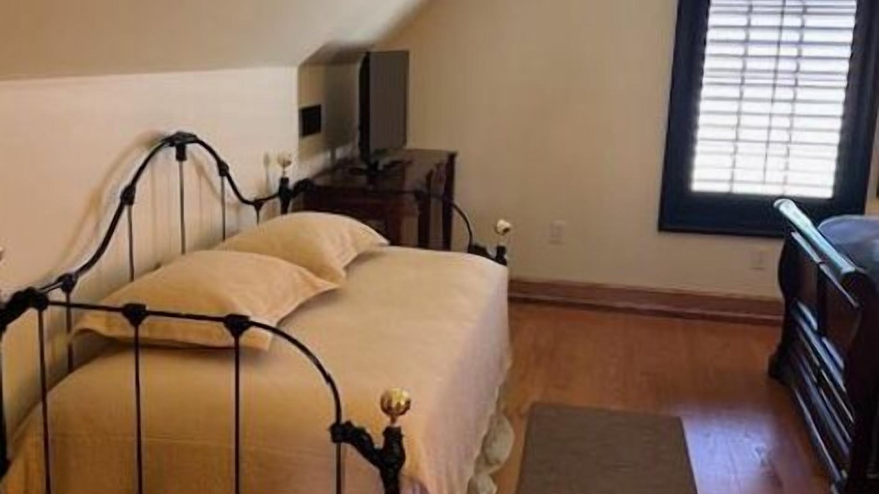 Photo of Bedroom in Piney Mountain