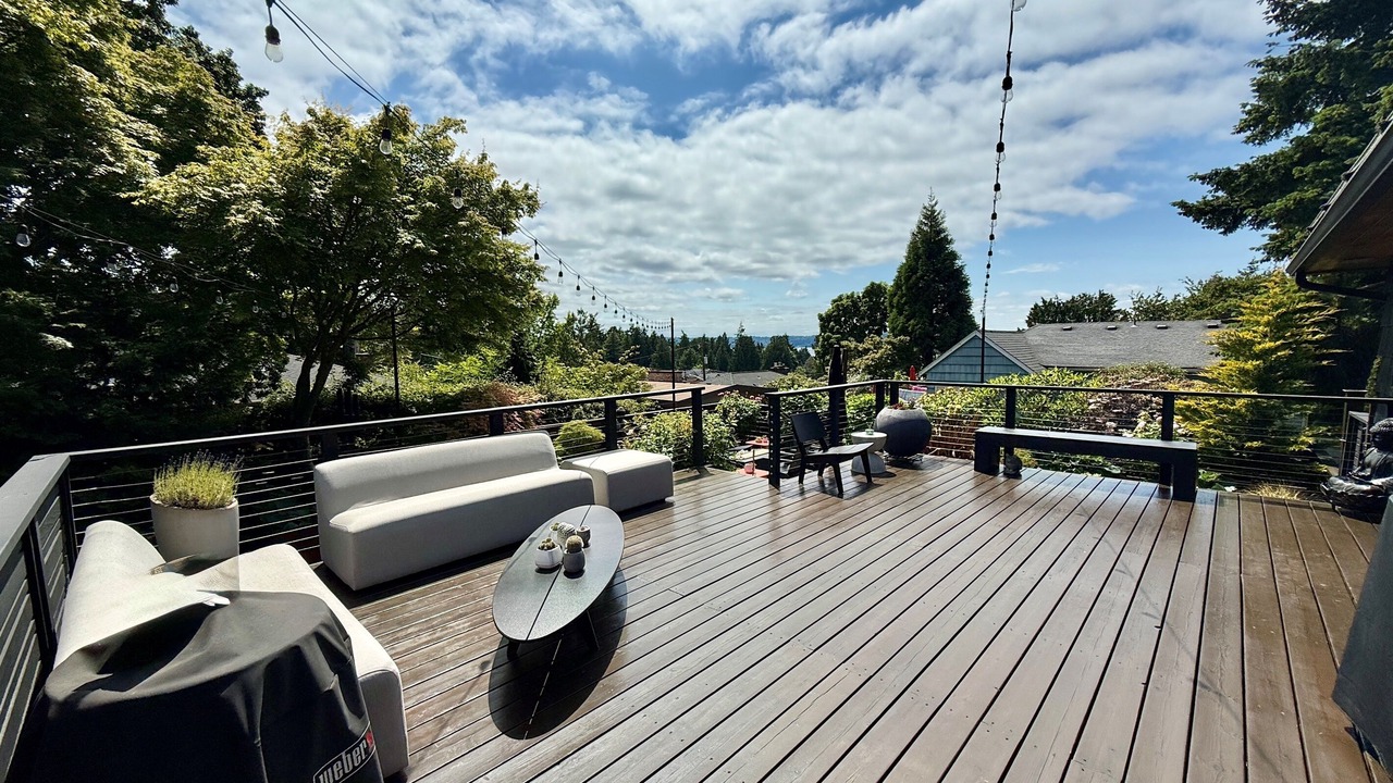 Photo of Others in Fauntleroy