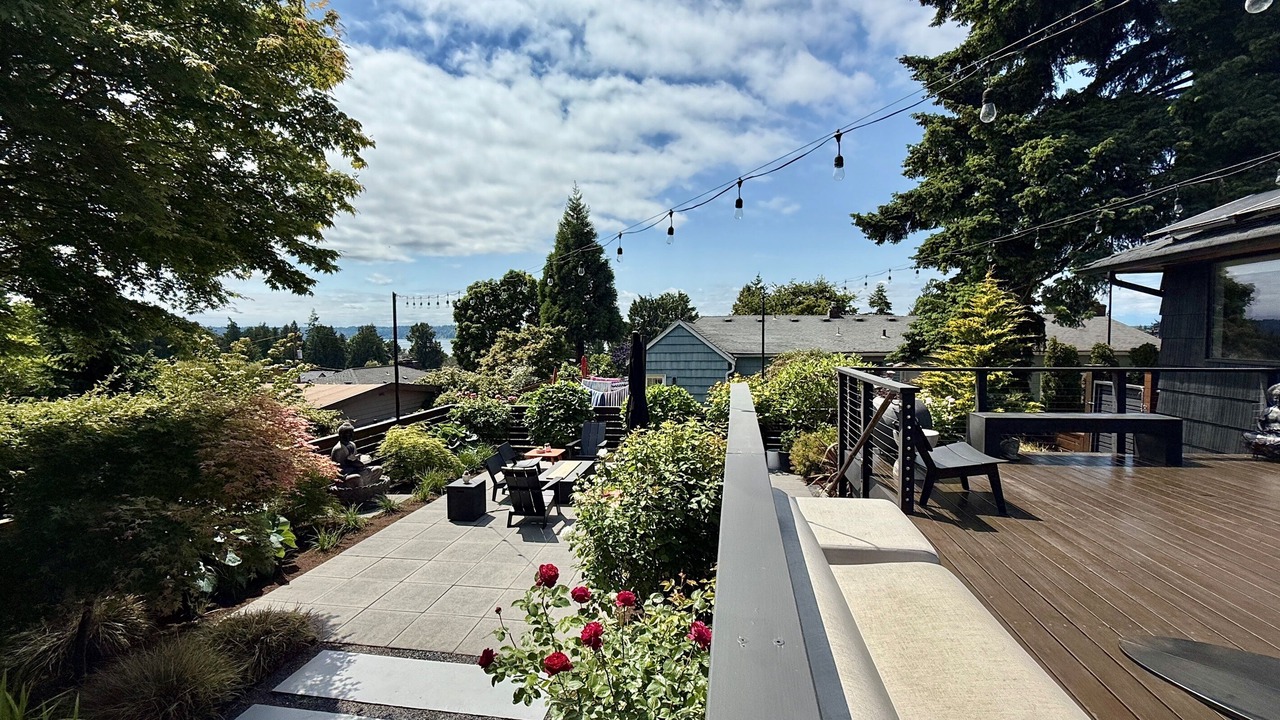 Photo of Others in Fauntleroy