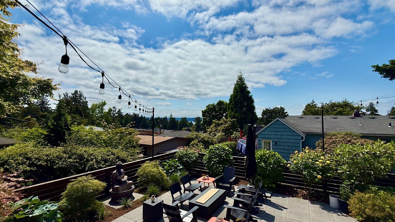 Photo of Others in Fauntleroy