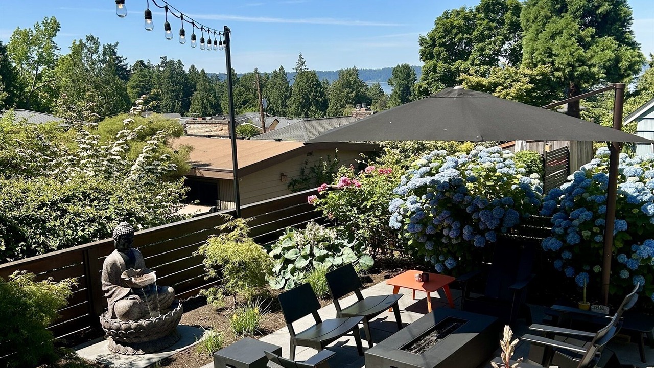 Photo of Others in Fauntleroy