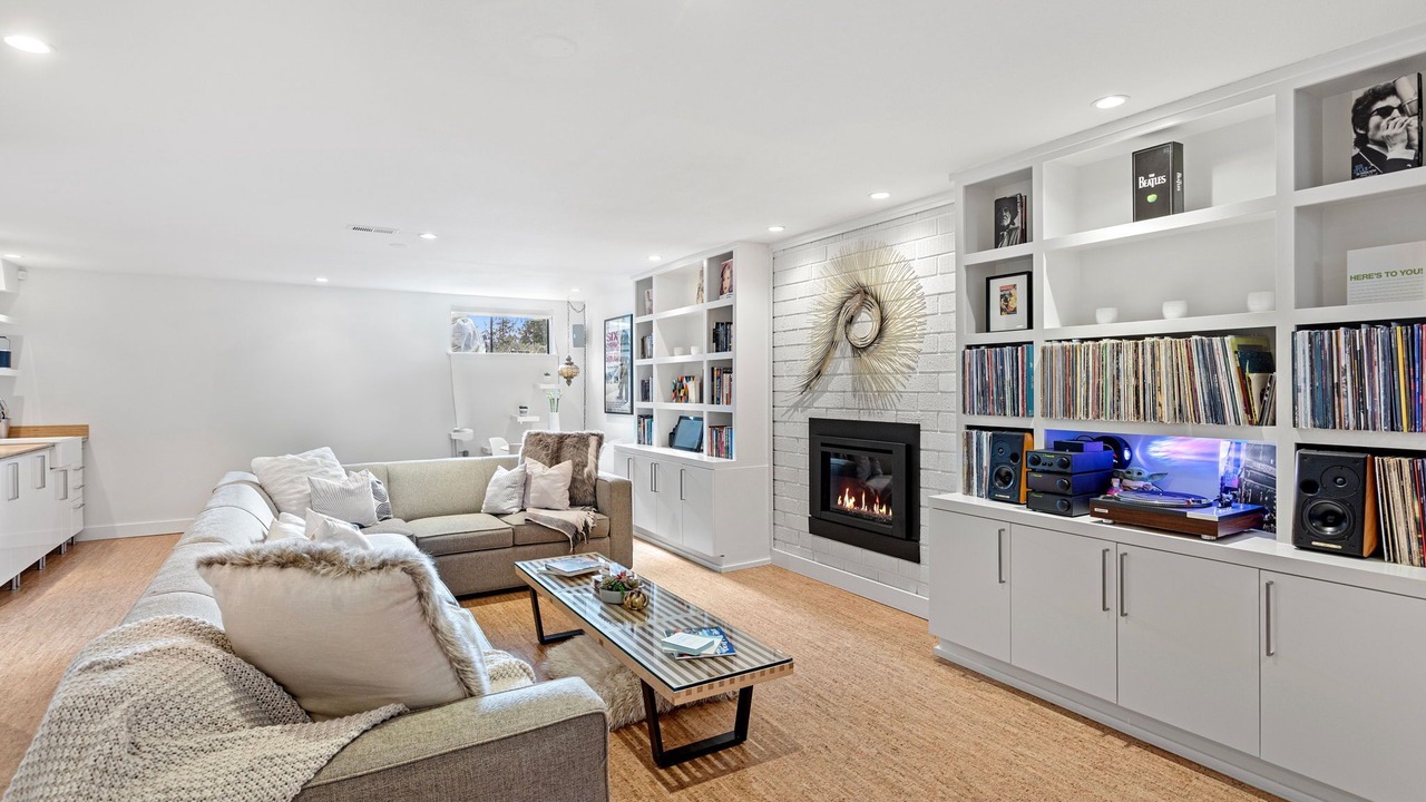 Photo of Livingroom in Fauntleroy
