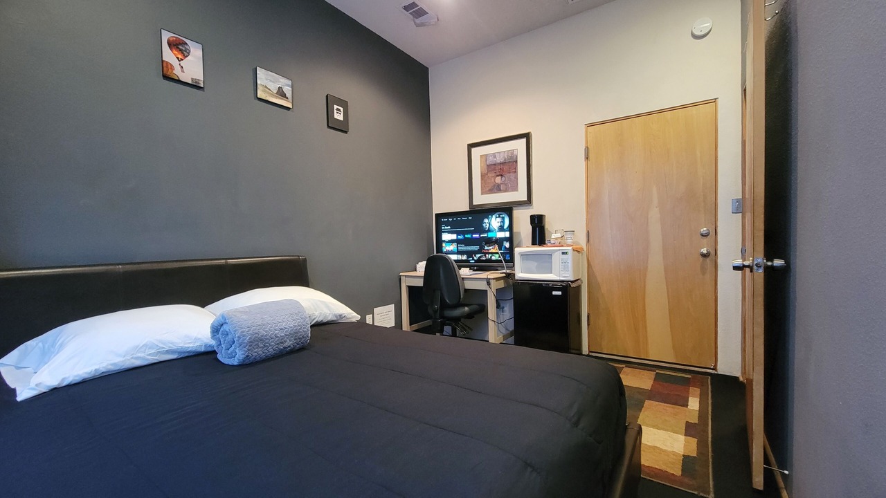 Photo of Bedroom in Raynolds Addition