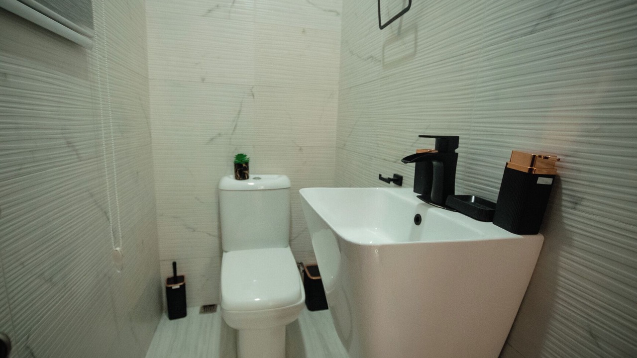 Photo of Bathroom in Adenta