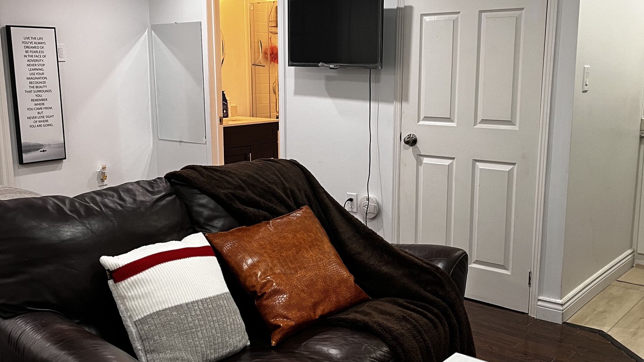 Photo of Livingroom in Hamilton