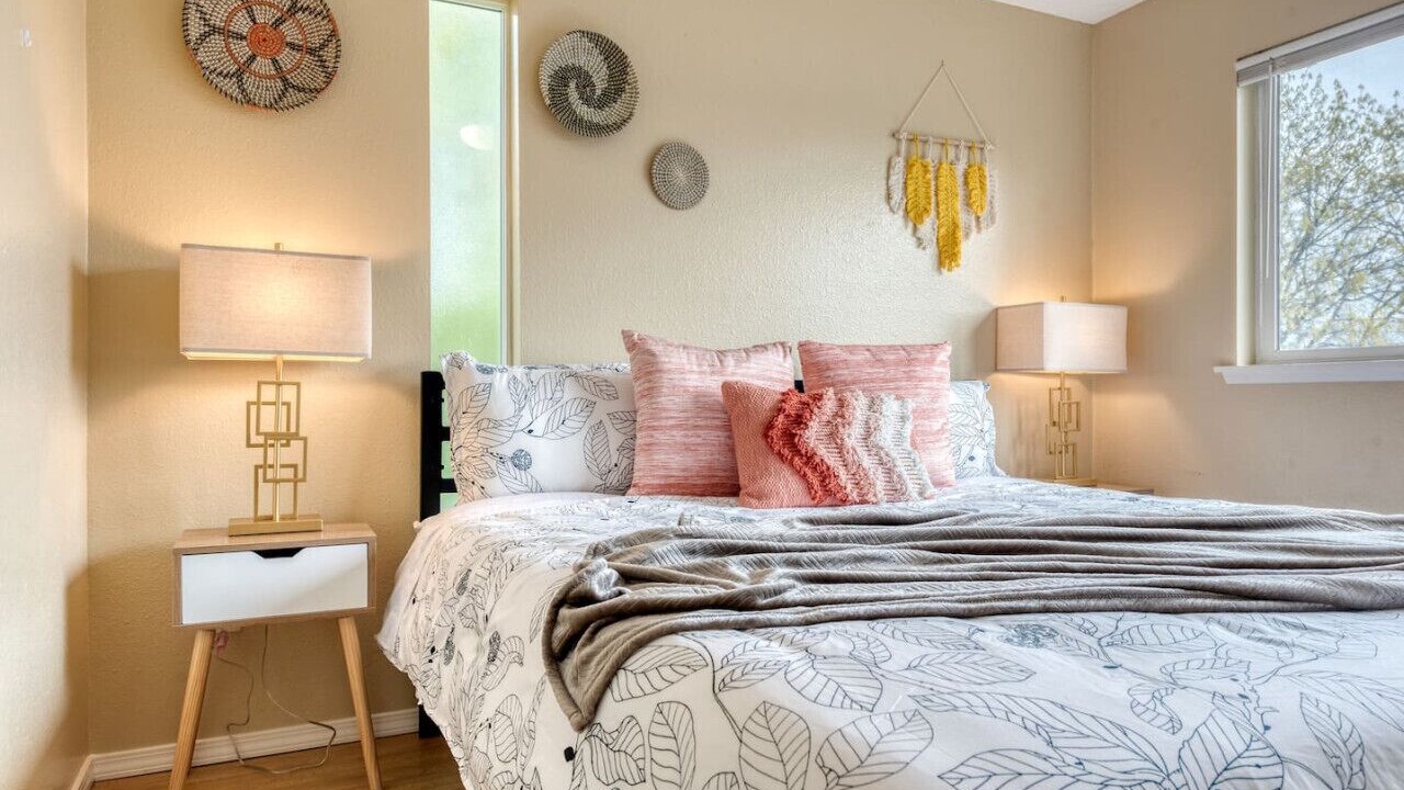 Photo of Bedroom in Highline