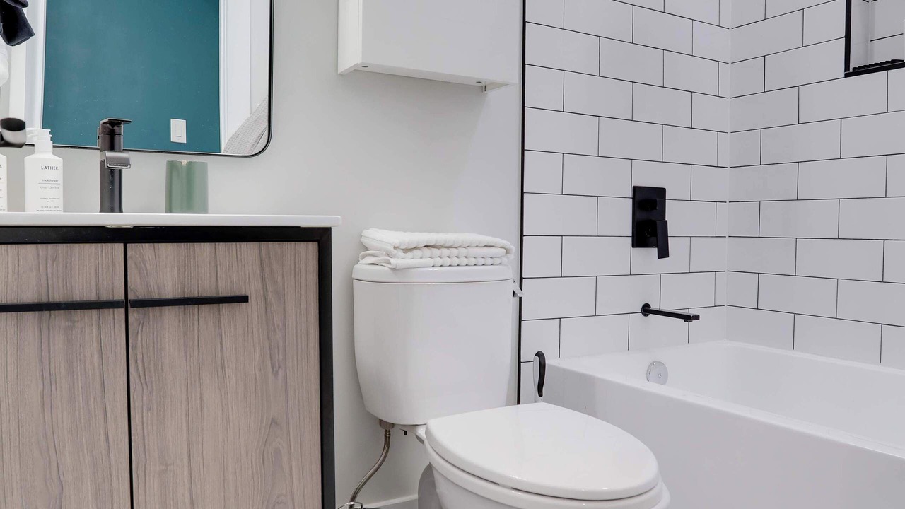 Photo of Bathroom in Shaw