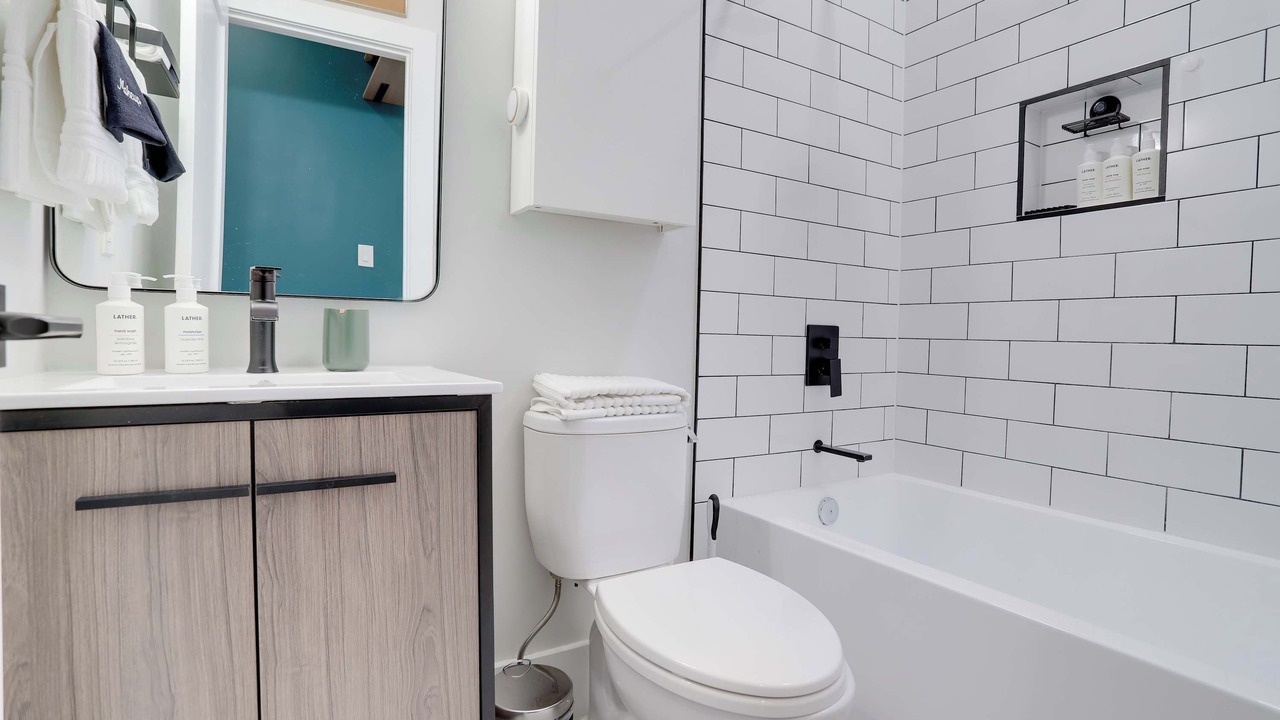 Photo of Bathroom in Shaw