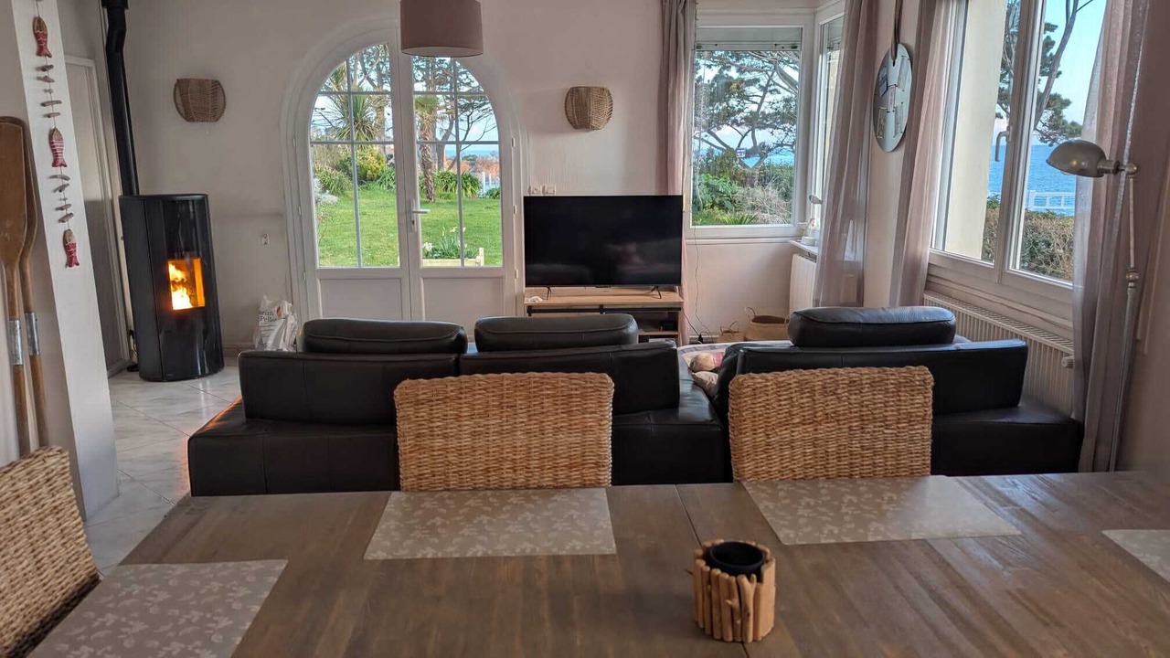 Photo of Livingroom in Saint-Quay-Portrieux