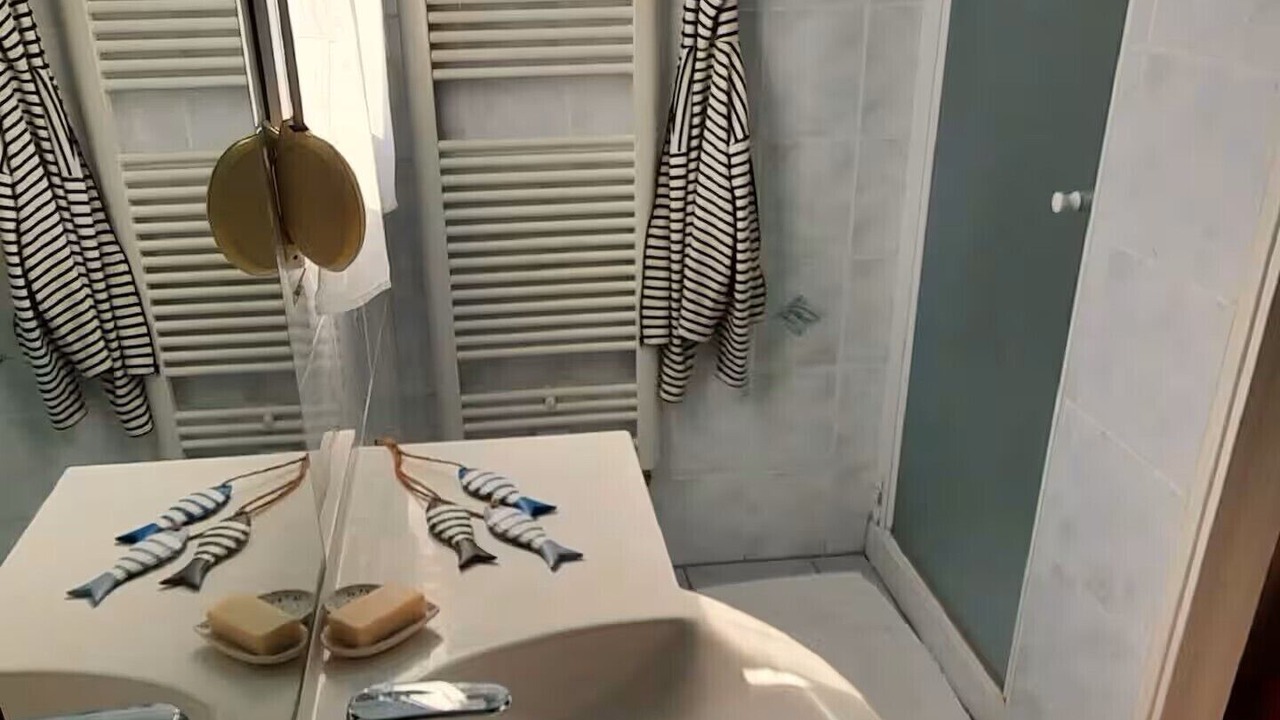 Photo of Bathroom in Saint-Quay-Portrieux