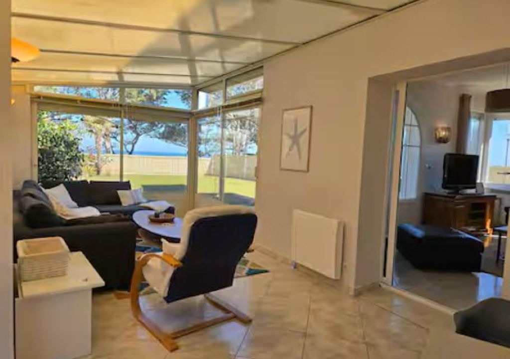 Photo of Livingroom in Saint-Quay-Portrieux