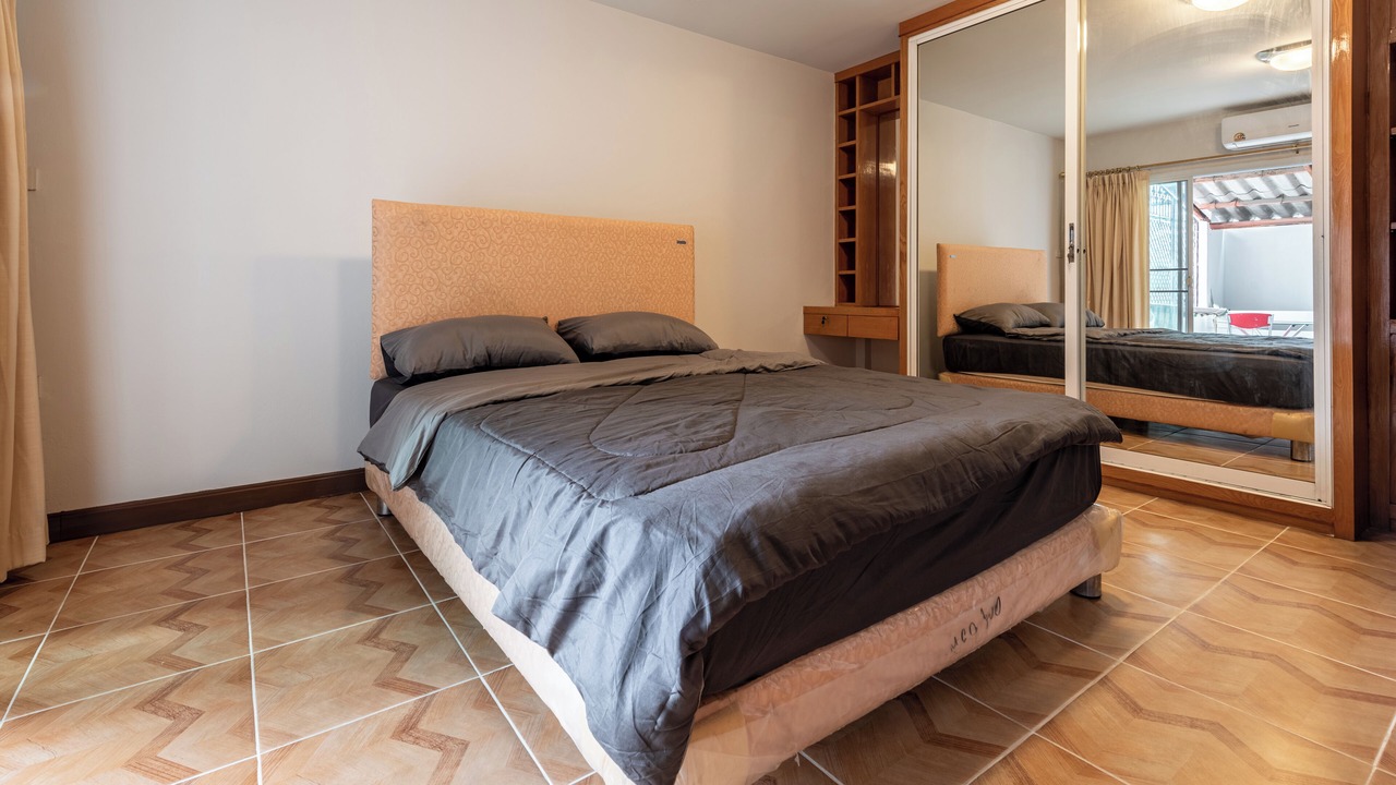 Photo of Bedroom in Anusawari