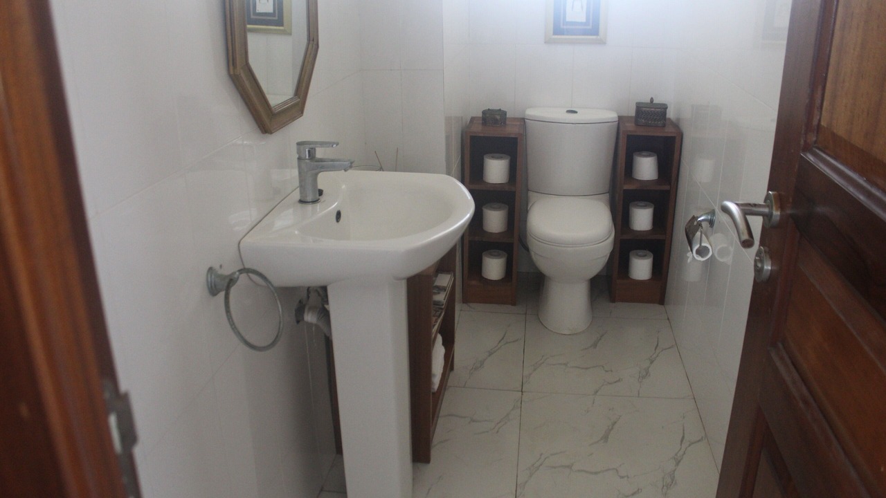 Photo of Bathroom in Prampram