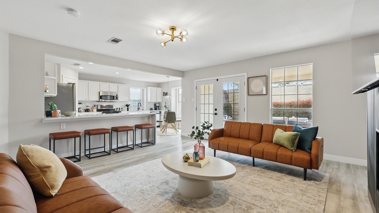 Photo of Livingroom in Flower Mound