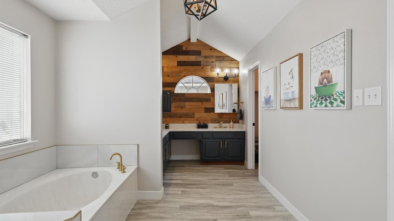 Photo of Bathroom in Flower Mound