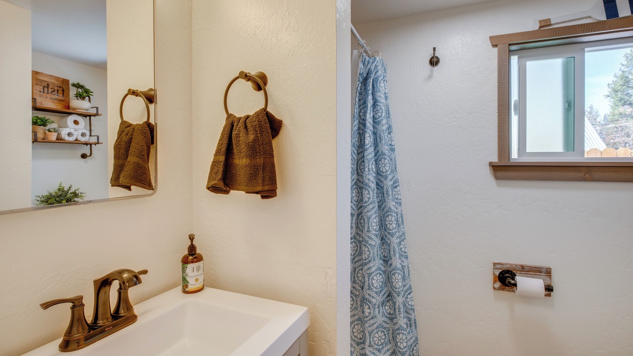 Photo of Bathroom in Lincoln Park