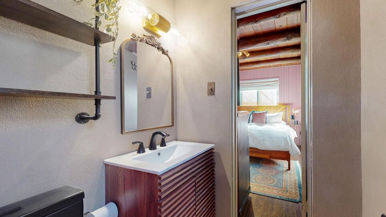 Photo of Bathroom in Raynolds Addition