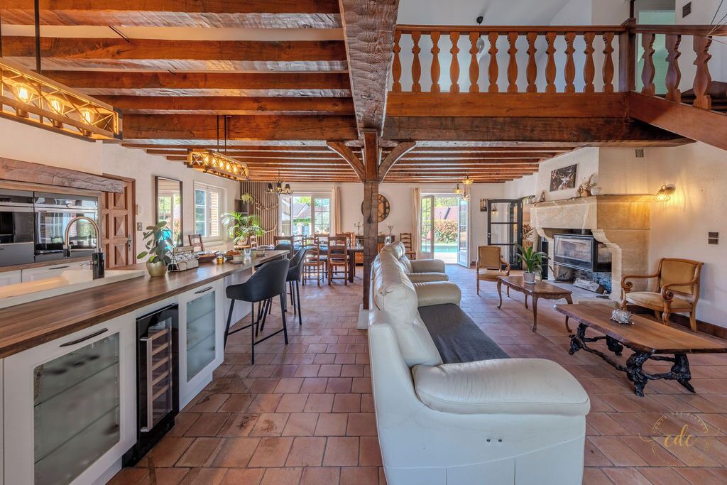 Photo of Livingroom in Chaumont-sur-Tharonne